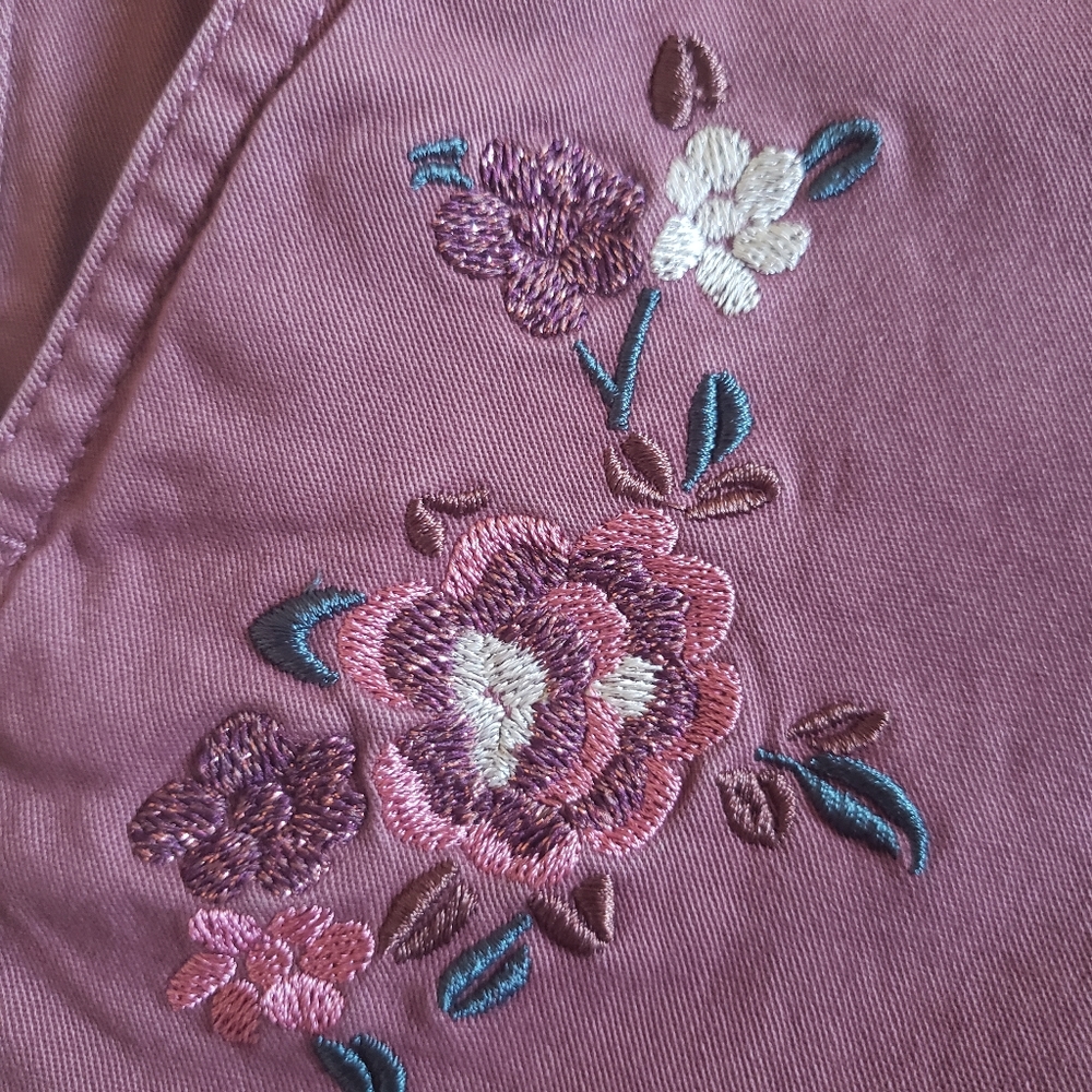 Express Embroidered Mid Rise Floral Twill … - Picture 7 of 10